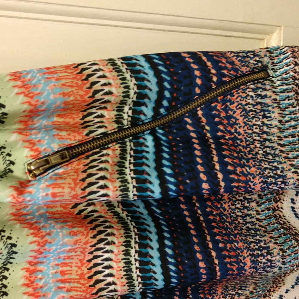 Dress - Picture 2 of 5